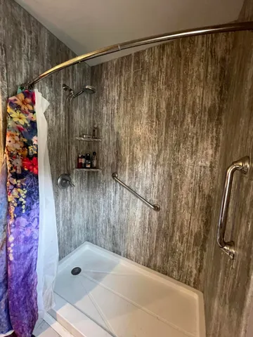 $339,900 | 4322 Menasha Avenue, Manitowoc, WI 54220