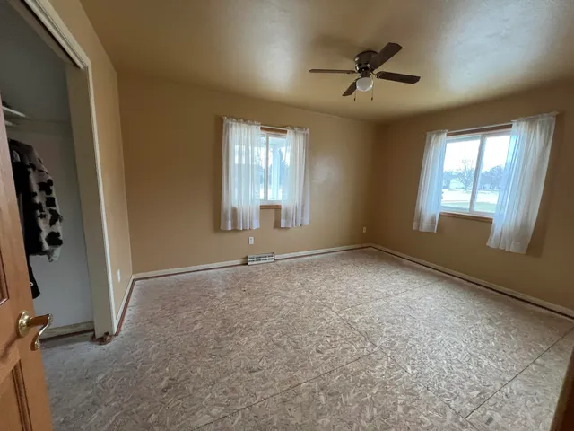 $339,900 | 4322 Menasha Avenue, Manitowoc, WI 54220