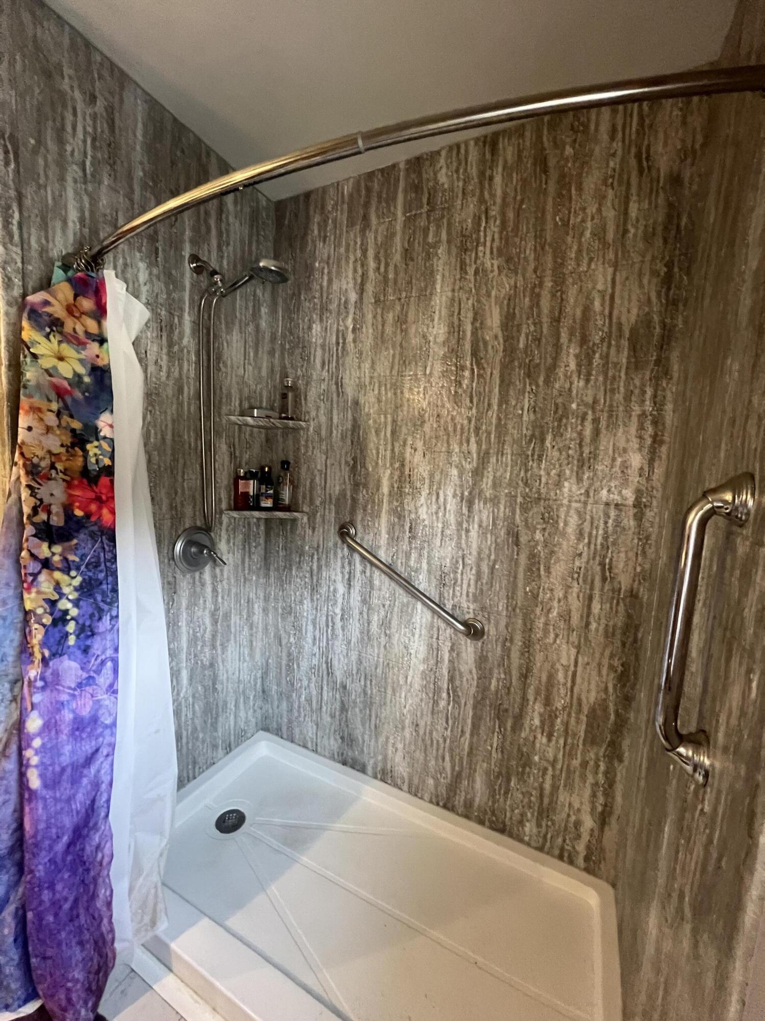 4322 Menasha Avenue Manitowoc, WI 54220 - Photo 37 of 41 IMG_3434