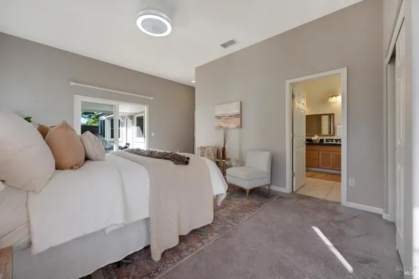 $1,098,000 | 956 Allen Street, Petaluma, CA 94954