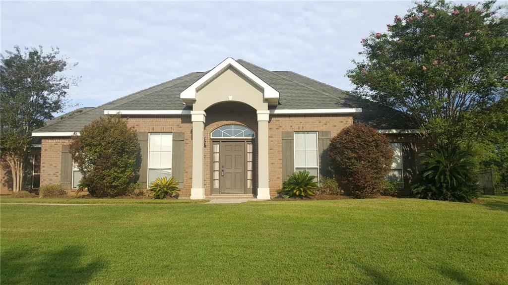 257 Masters Point Court Slidell, LA 70458 - Photo 1 of 28 Gallery Image 1