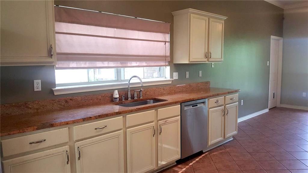 257 Masters Point Court Slidell, LA 70458 - Photo 7 of 28 Gallery Image 7