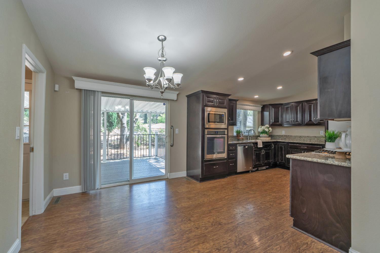 4420 Pleasant Valley Road, Unit 158 Diamond Springs, CA 95619 - Photo 13 of 40
