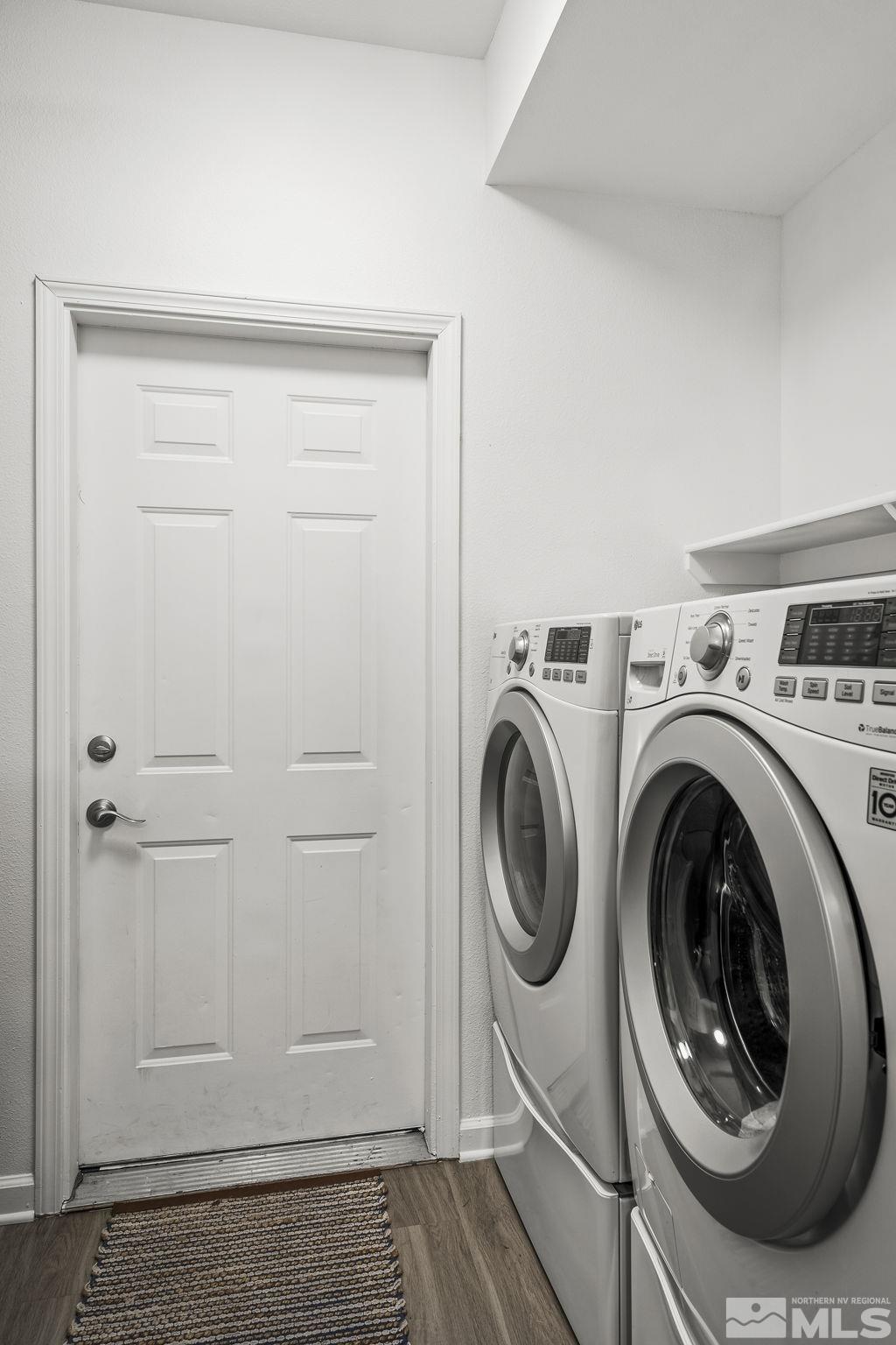 900 South Meadows Parkway, Unit 1713 Reno, NV 89521 - Photo 14 of 20 a view of washer and dryer