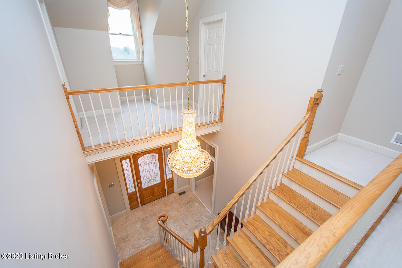 1214 Bells Ml Road Shepherdsville, KY 40165 - Photo 43 of 95 Staircase
