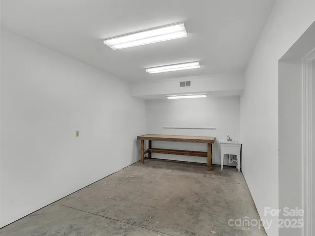 a view of a storage & utility room