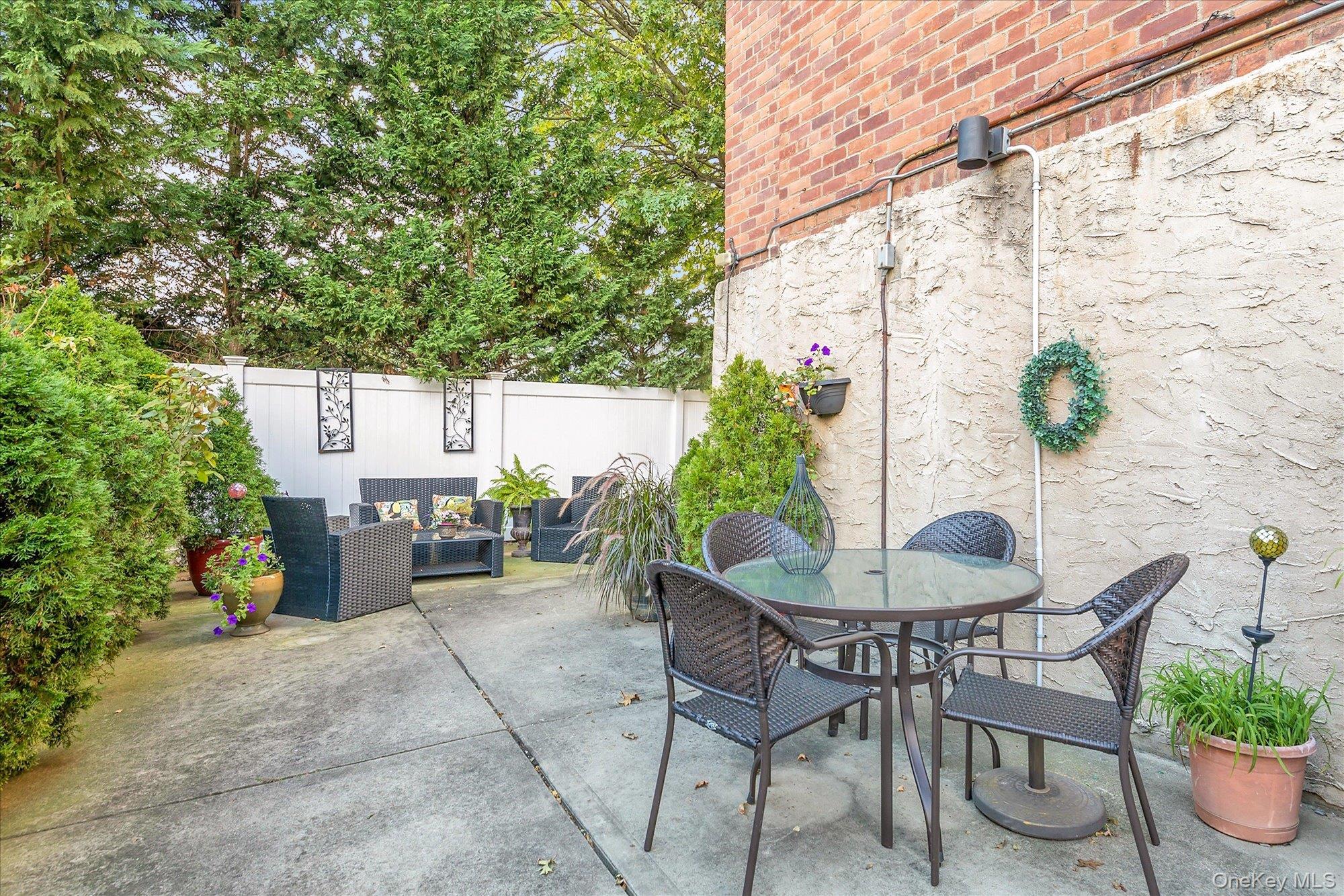 504 Merrick Road, Unit 3G Lynbrook, NY 11563 - Photo 16 of 19