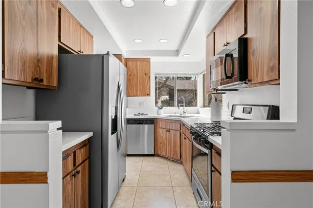 $3,800 | 37 Rockwood, Irvine, CA 92614