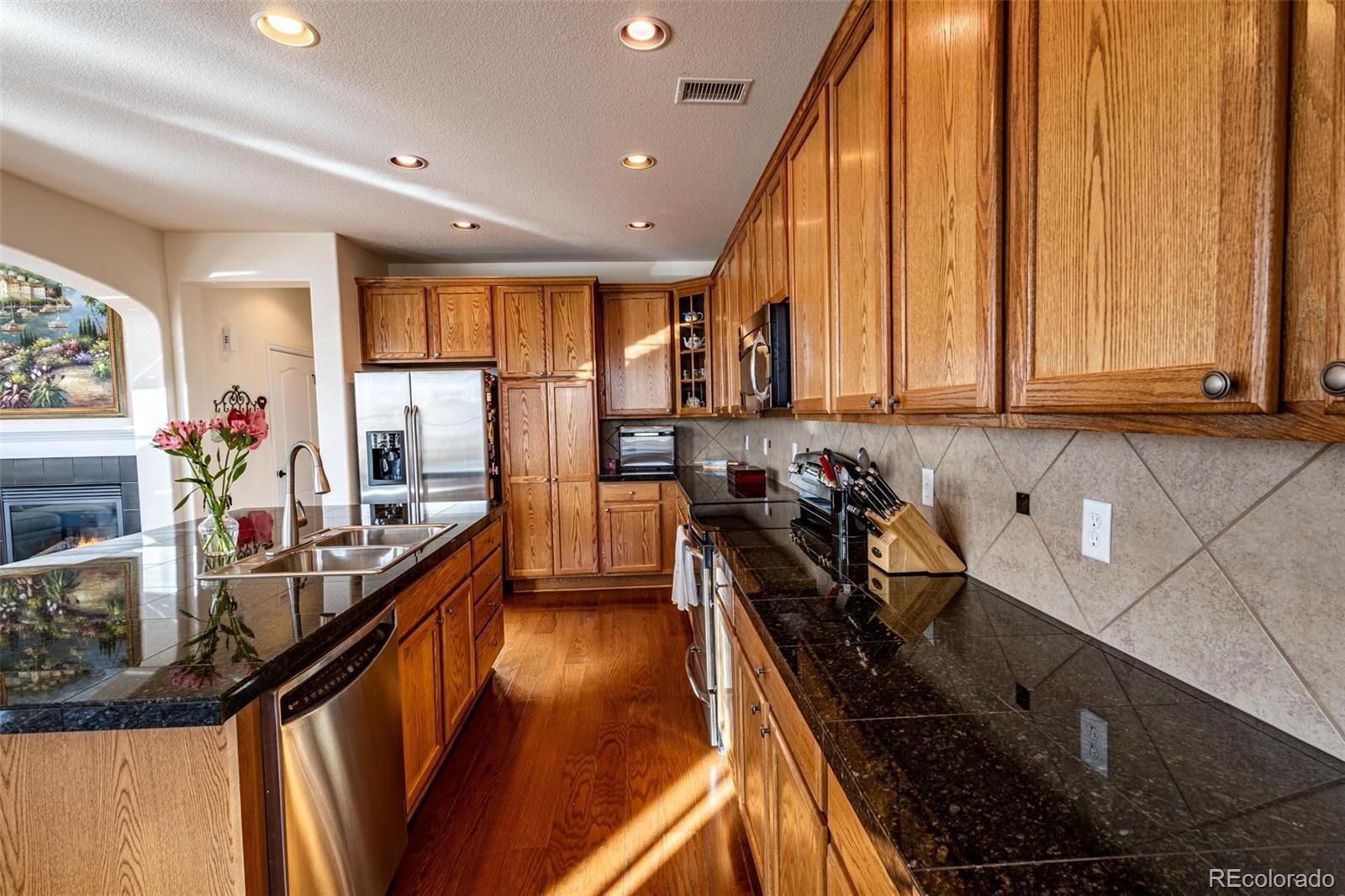 9145 Viaggio Way Highlands Ranch, CO 80126 - Photo 15 of 34 Gallery Image 15
