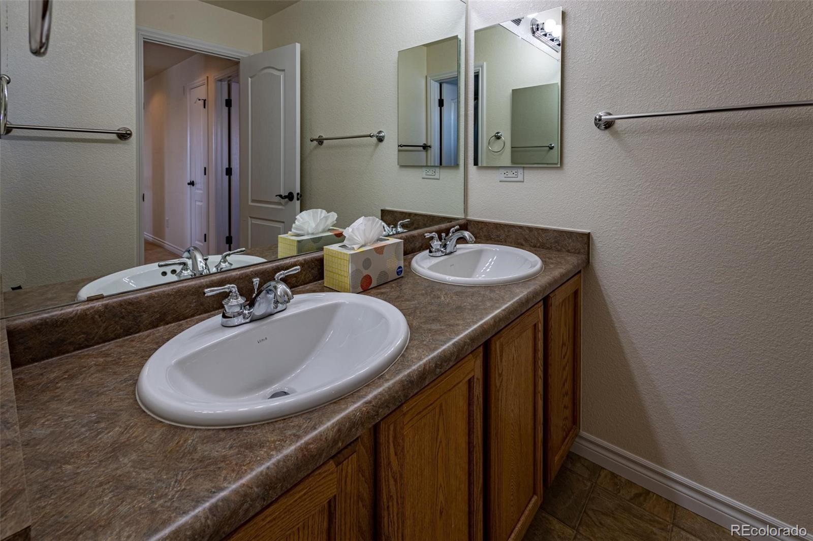 9145 Viaggio Way Highlands Ranch, CO 80126 - Photo 29 of 34 Gallery Image 29