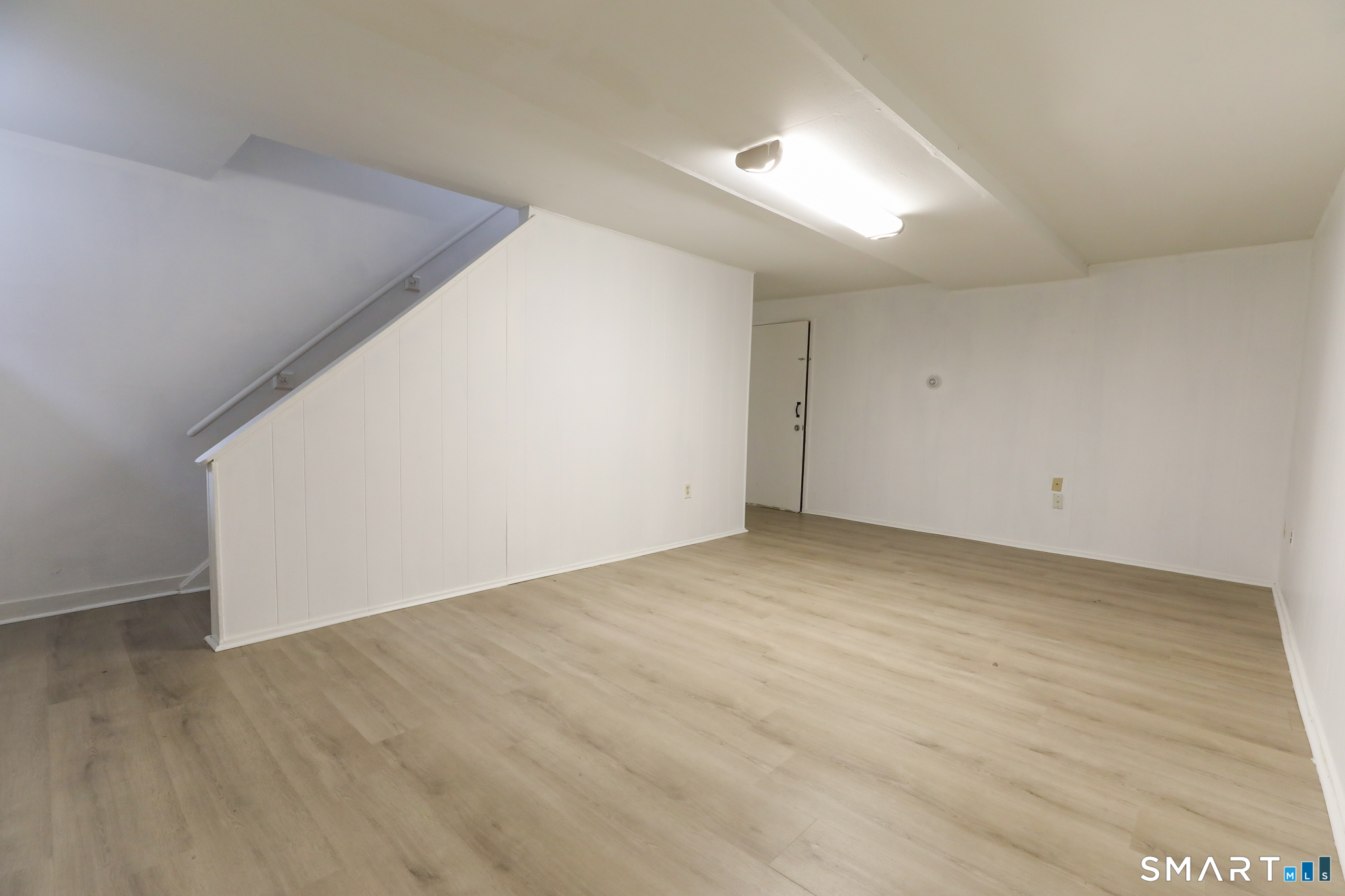1 Camelot Drive, Unit 2 Bloomfield, CT 06002 - Photo 21 of 24 a view of an empty room