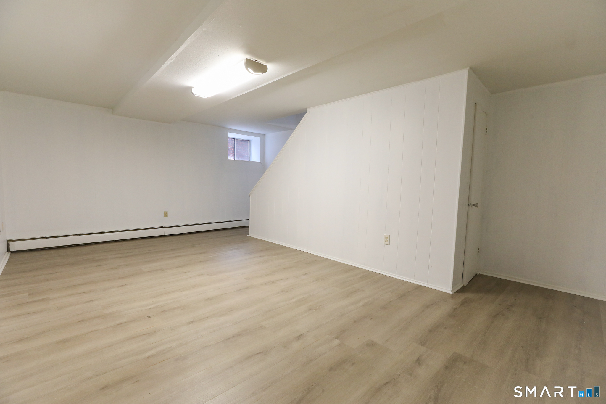 1 Camelot Drive, Unit 2 Bloomfield, CT 06002 - Photo 22 of 24 an empty room with a empty space and sink