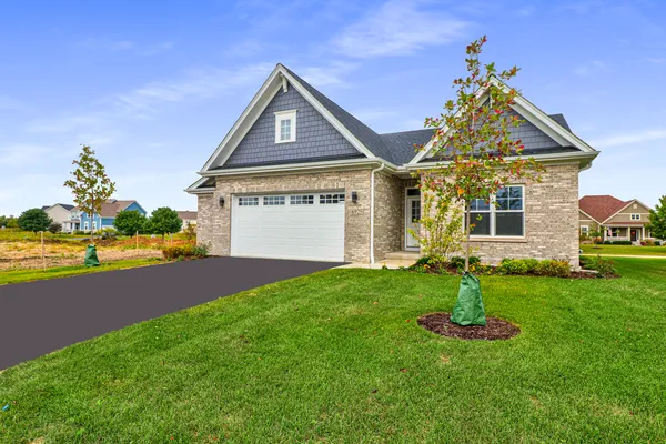 $669,000 | 6920 Cambria Cove, Lakewood, IL 60014