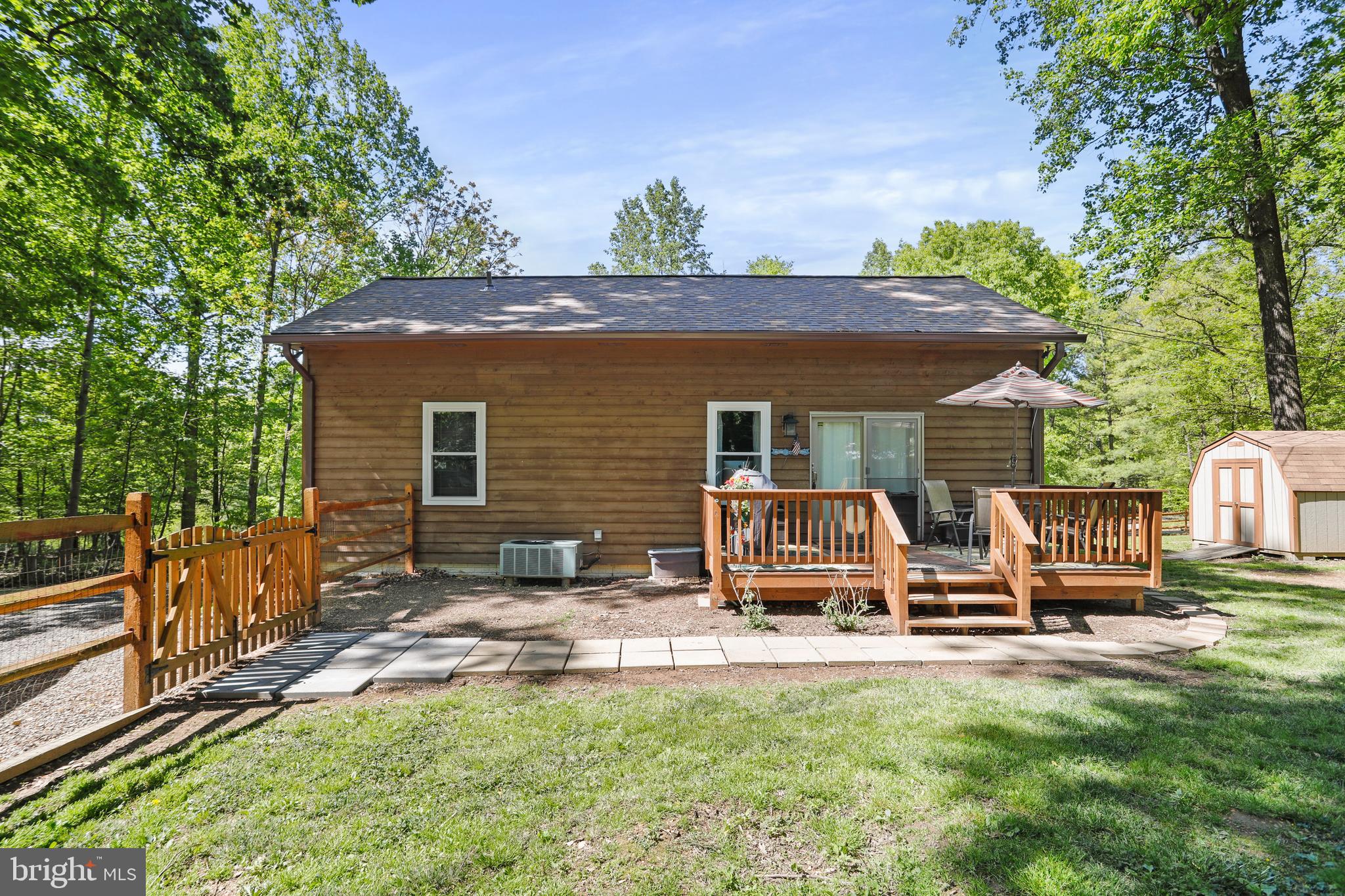 349 Maple Ridge Lane Harpers Ferry, WV 25425 - Photo 4 of 49