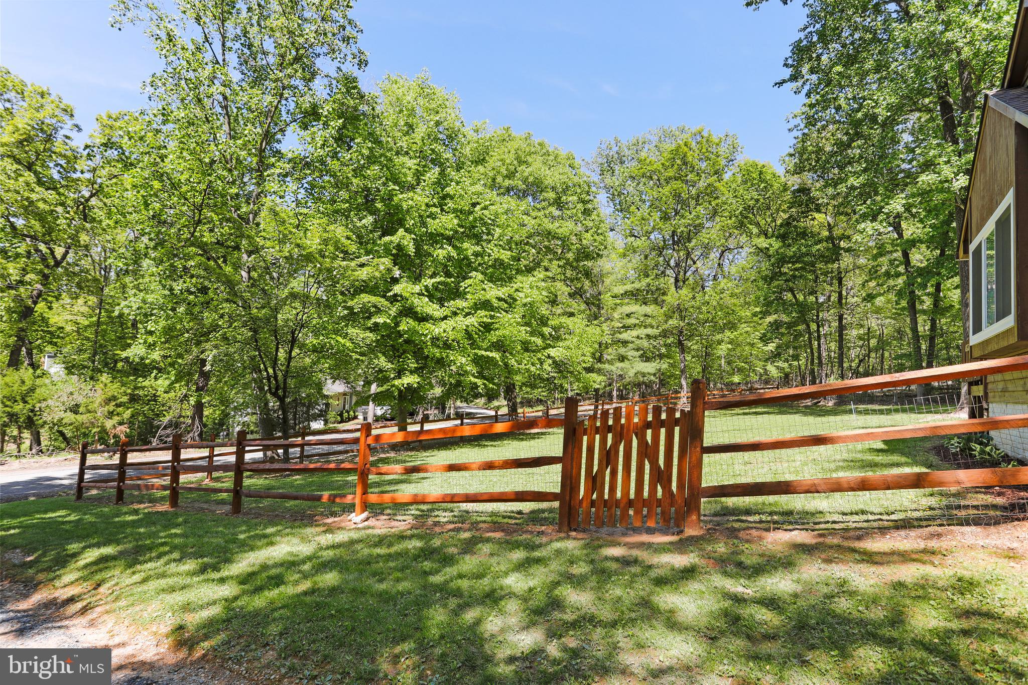 349 Maple Ridge Lane Harpers Ferry, WV 25425 - Photo 7 of 49