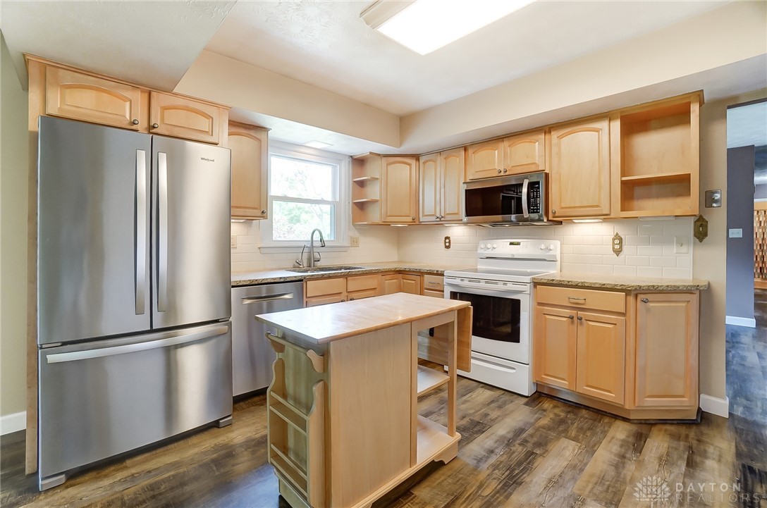 7010 Brantford Road Dayton, OH 45414 - Photo 13 of 39 Gallery Image 13