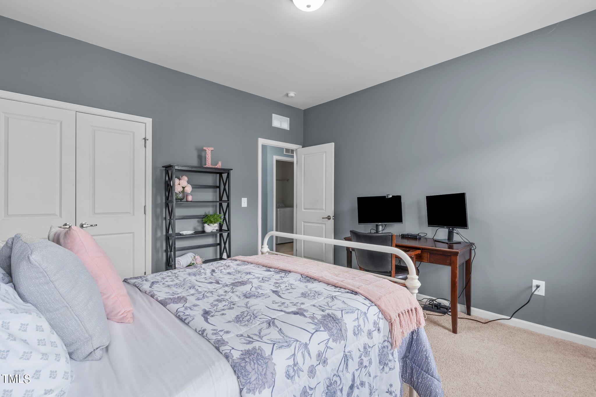 624 Edgewater Ridge Court Apex, NC 27523 - Photo 28 of 38 A-22