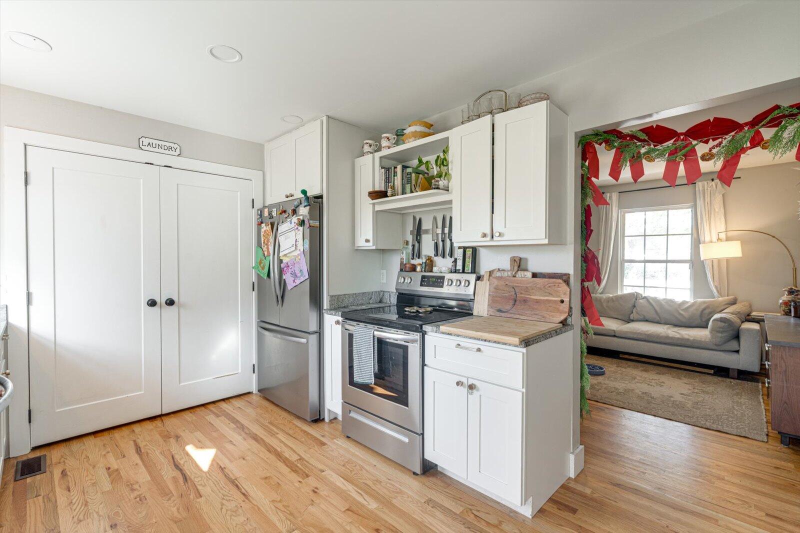 2104 Sims Street Chattanooga, TN 37406 - Photo 9 of 26 08-2104 Sims St-8