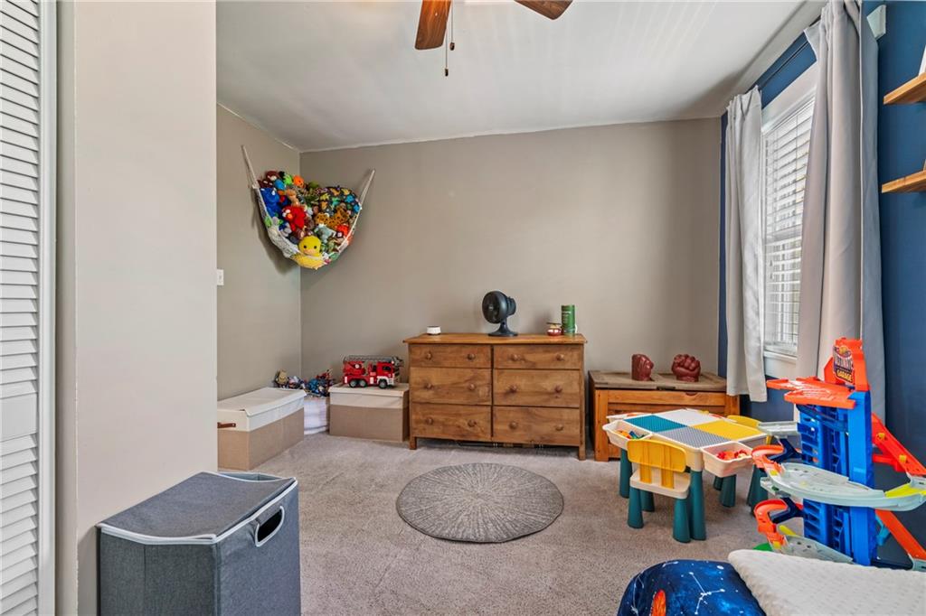 41 Herbst Road Coraopolis, PA 15108 - Photo 15 of 25 Gallery Image 15