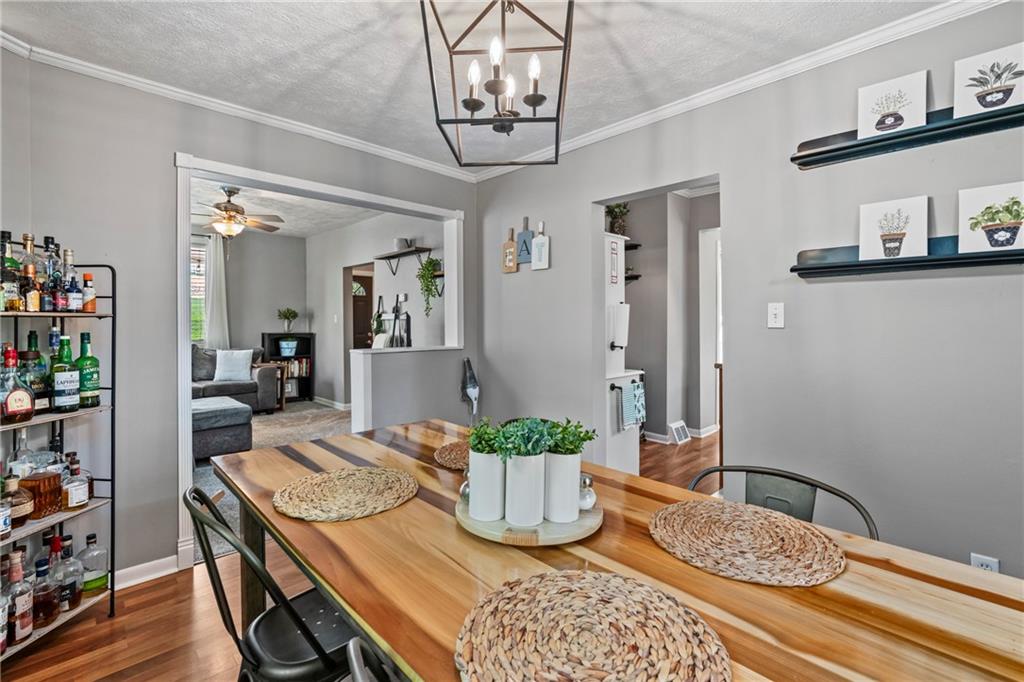 41 Herbst Road Coraopolis, PA 15108 - Photo 6 of 25 Gallery Image 6