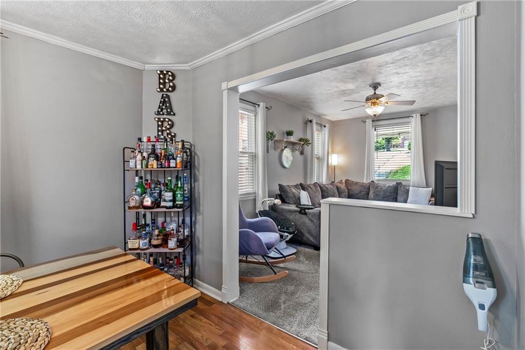 41 Herbst Road Coraopolis, PA 15108 - Photo 7 of 25 Gallery Image 7
