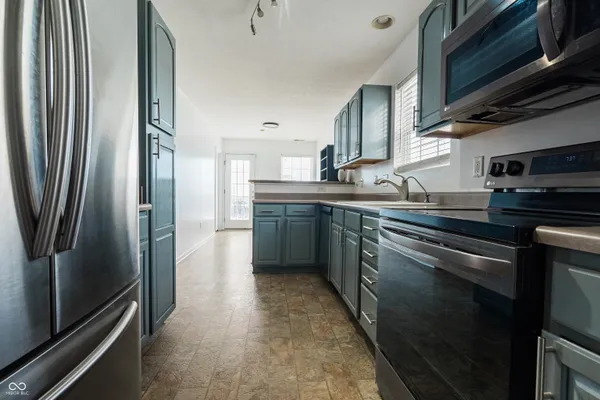 $248,000 | 5371 Dollar Run Drive, Indianapolis, IN 46221