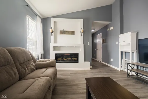 $248,000 | 5371 Dollar Run Drive, Indianapolis, IN 46221