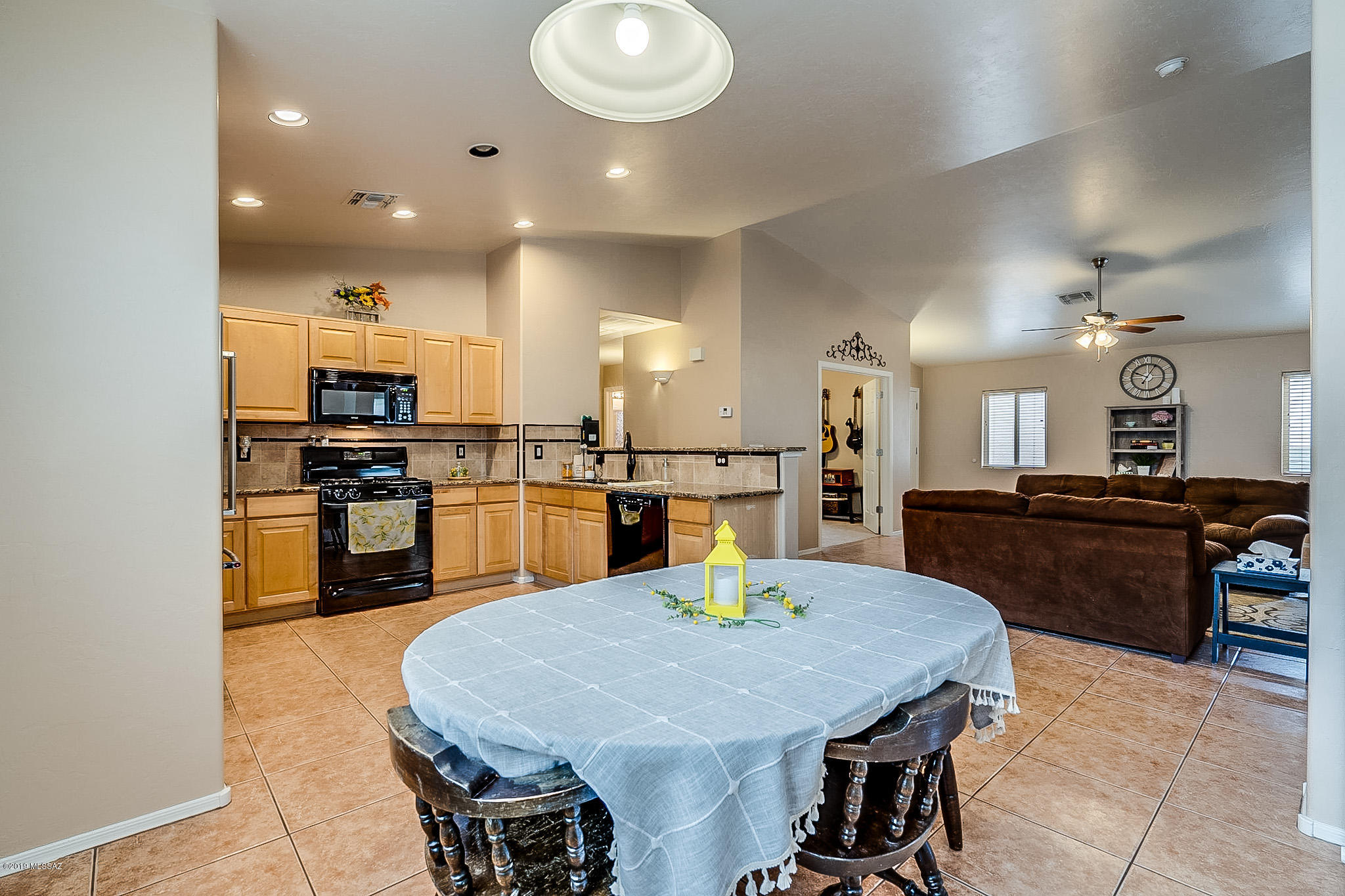 8329 South Bainbridge Road Tucson, AZ 85747 - Photo 14 of 42