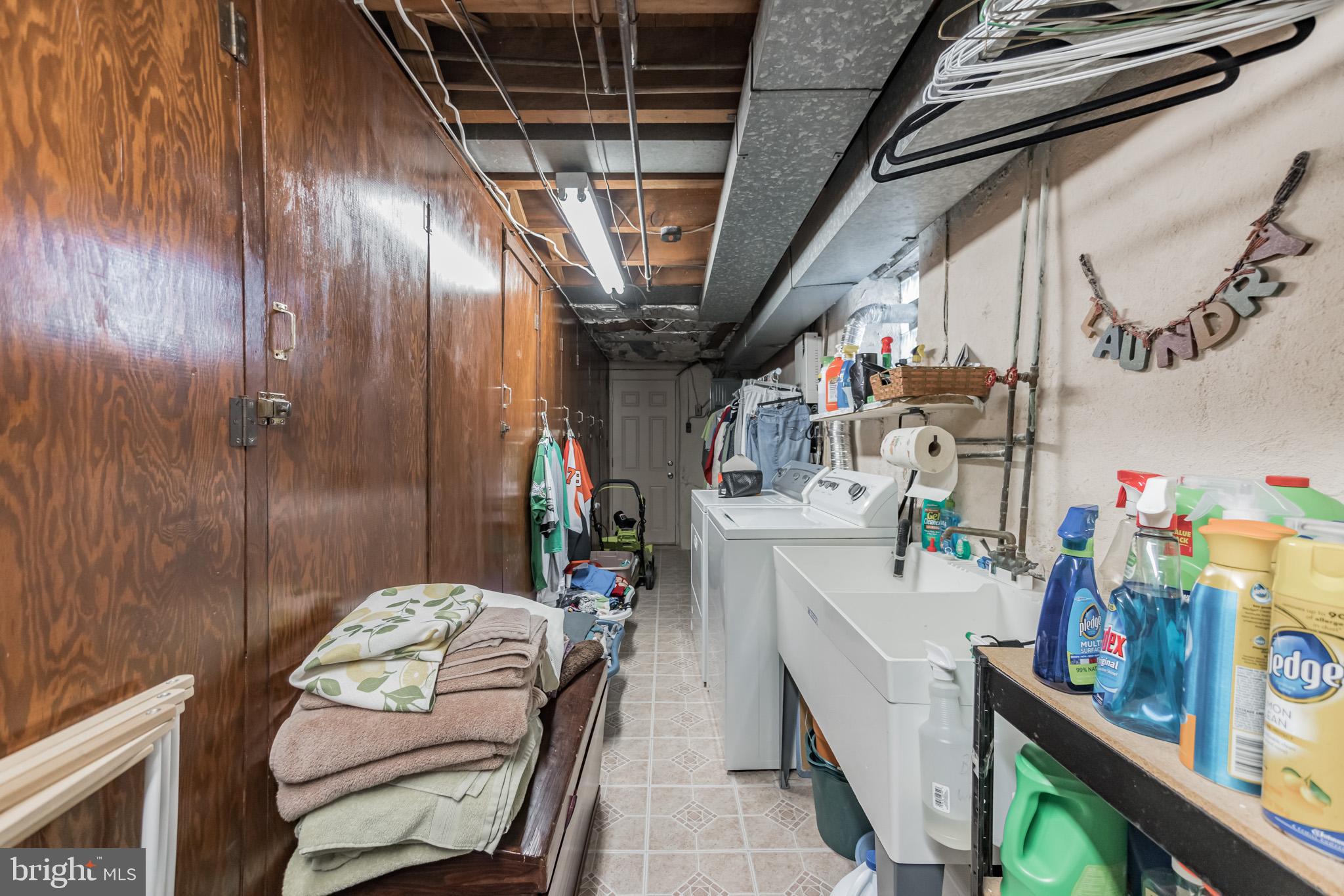 9110 Woodenbridge Road Philadelphia, PA 19136 - Photo 16 of 30 Gallery Image 16