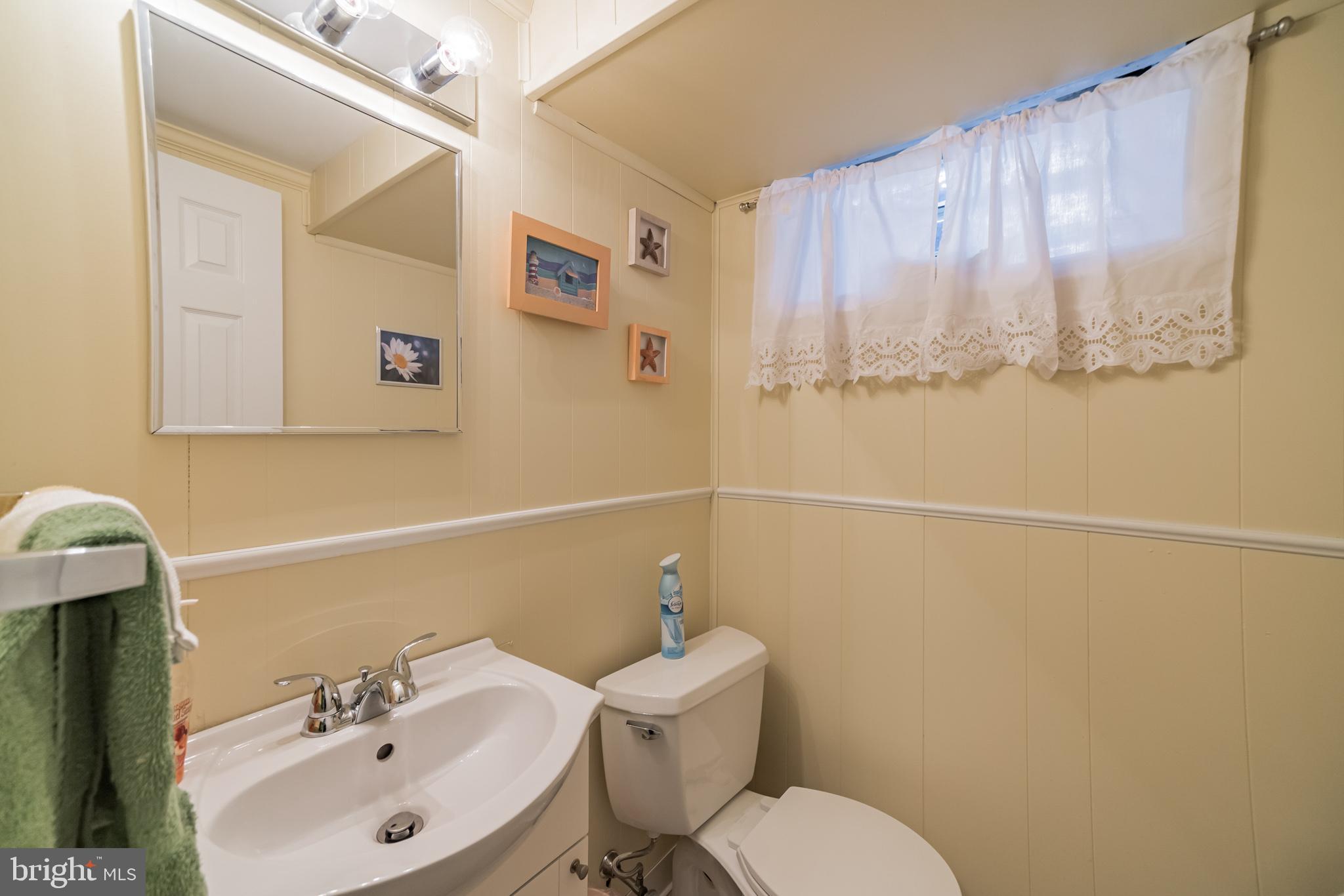 9110 Woodenbridge Road Philadelphia, PA 19136 - Photo 18 of 30 Gallery Image 18
