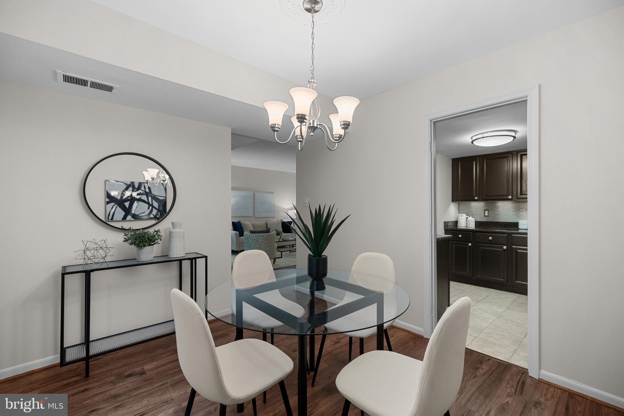1556 Northgate Square, Unit 12B Reston, VA 20190 - Photo 5 of 29 Gallery Image 5
