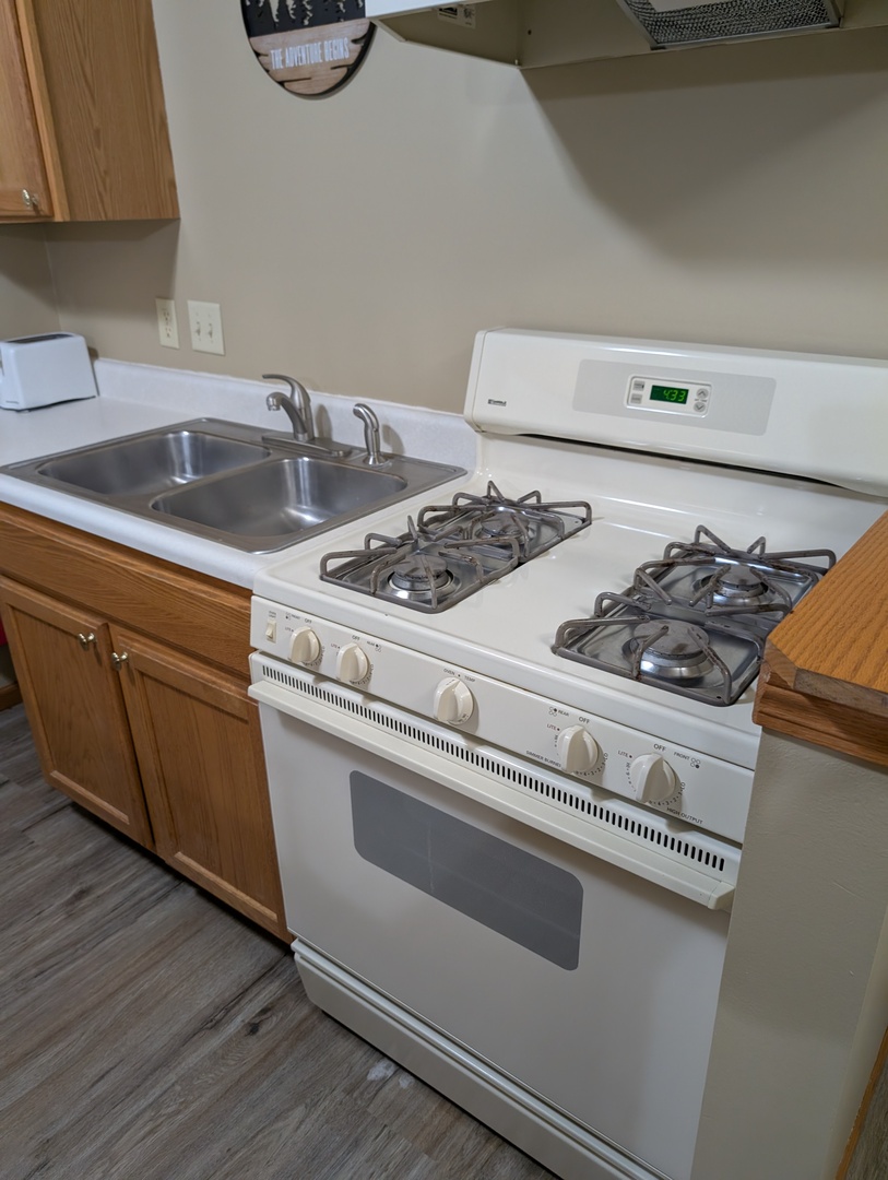 325 South Clark Street, Unit 2G Utica, IL 61373 - Photo 12 of 12