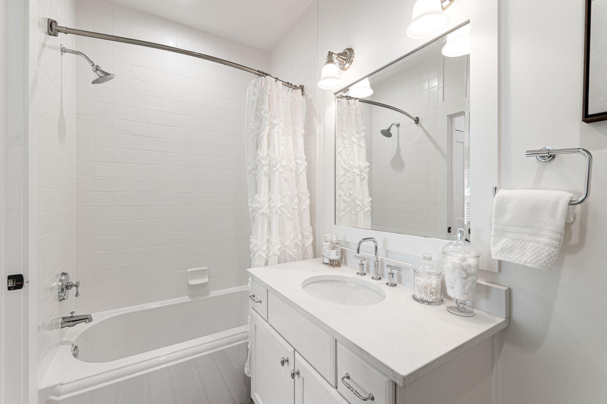 30 South Watch Tower Ln Inlet Beach Inlet Beach, FL 32461 - Photo 33 of 77 a bathroom with a sink double vanity mirror and a bathtub