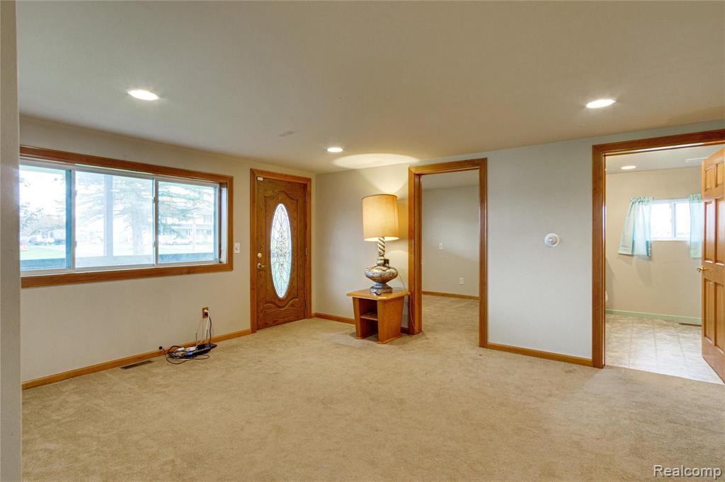 10142 Baldwin Road Gaines, MI 48436 - Photo 6 of 32