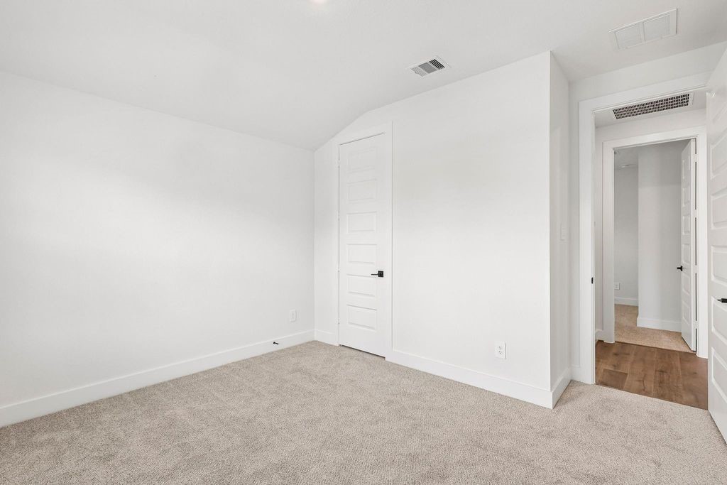 2814 Clapbread Lane Rosenberg, TX 77471 - Photo 15 of 36 Gallery Image 15