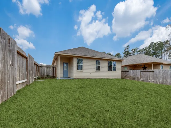 $2,075 | 14214 Glacier Bay Court, Conroe, TX 77384