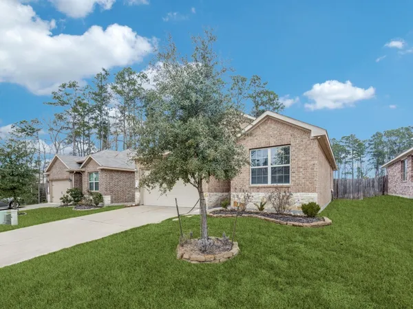 $2,075 | 14214 Glacier Bay Court, Conroe, TX 77384