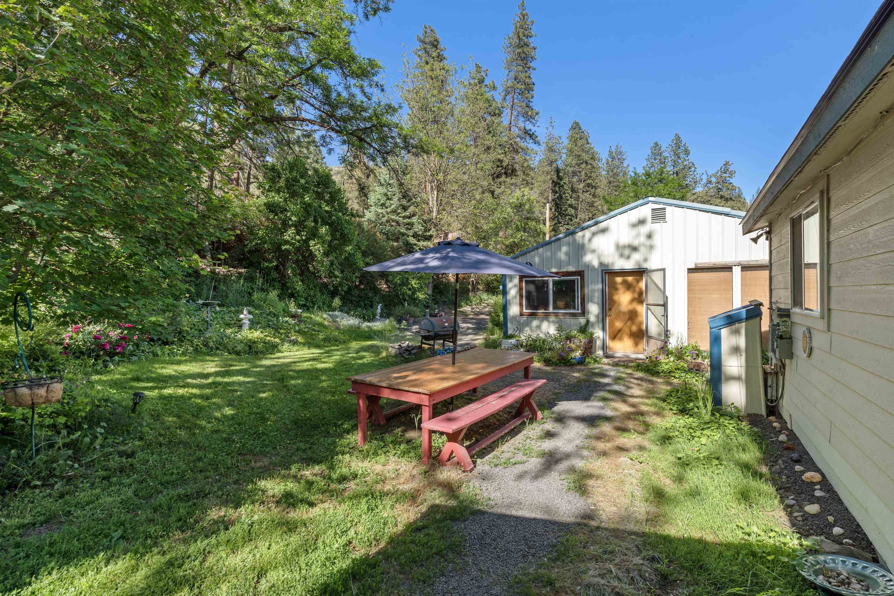 32965 Hawk Creek Ranch Road North Davenport, WA 99122 - Photo 18 of 36