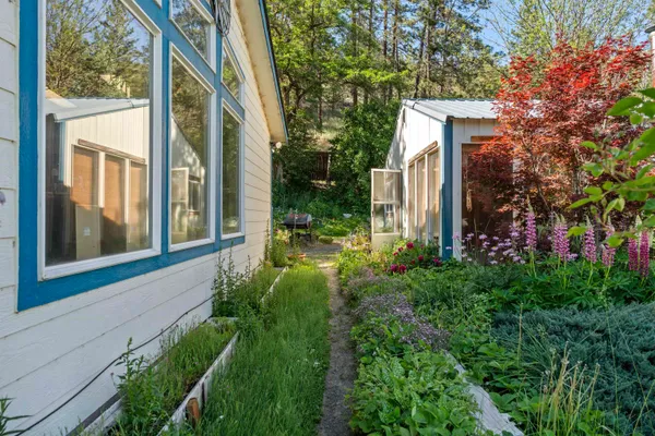 $575,000 | 32965 Hawk Creek Ranch Road North, Davenport, WA 99122