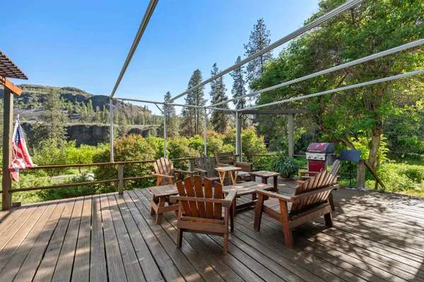 $575,000 | 32965 Hawk Creek Ranch Road North, Davenport, WA 99122