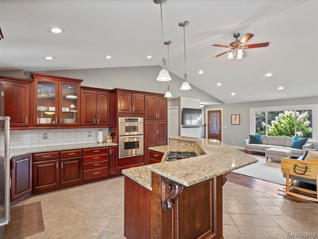 4275 Springdale Street Rochester, MI 48306 - Photo 14 of 51