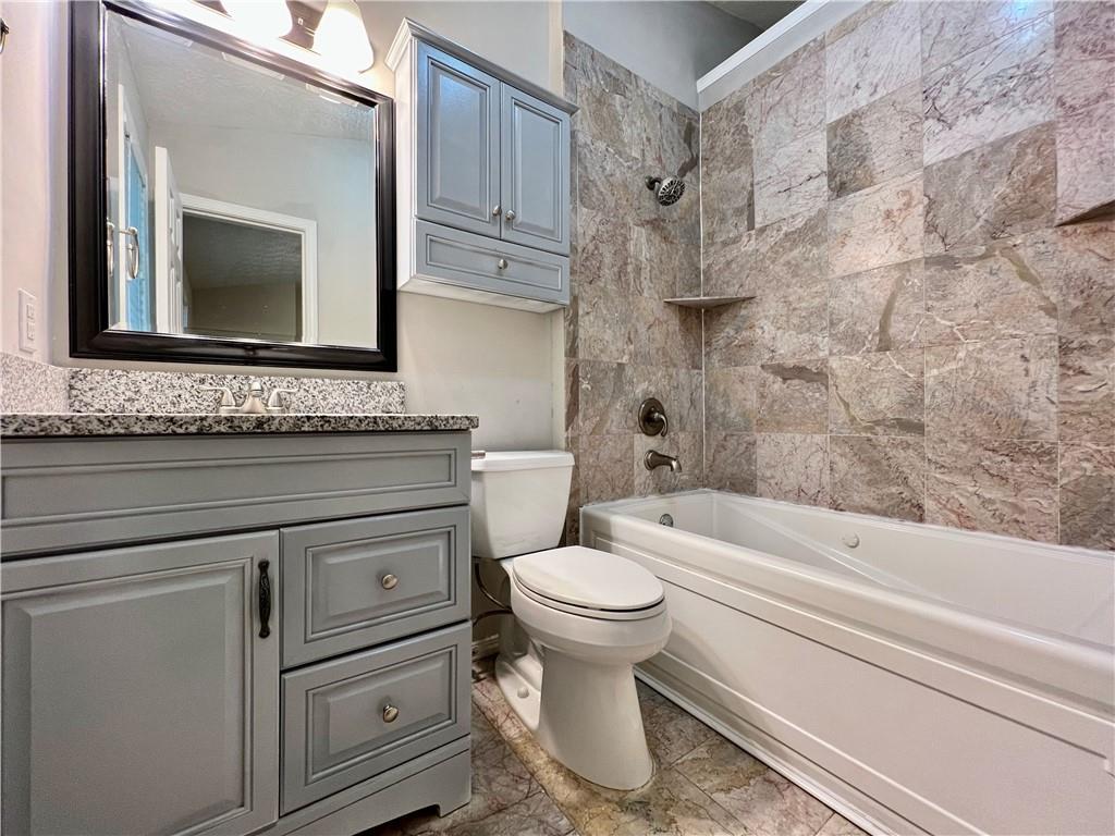 1502 Queen Anne Court Atlanta, GA 30350 - Photo 12 of 21