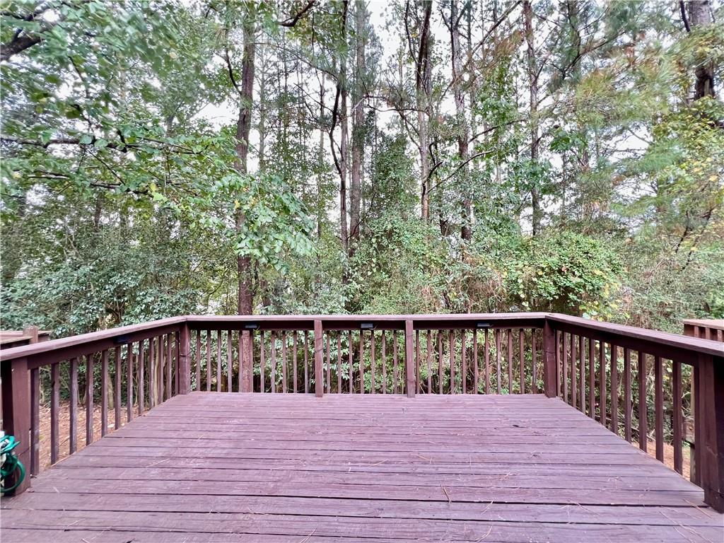 1502 Queen Anne Court Atlanta, GA 30350 - Photo 8 of 21