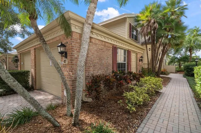 a view of a pathway with a house