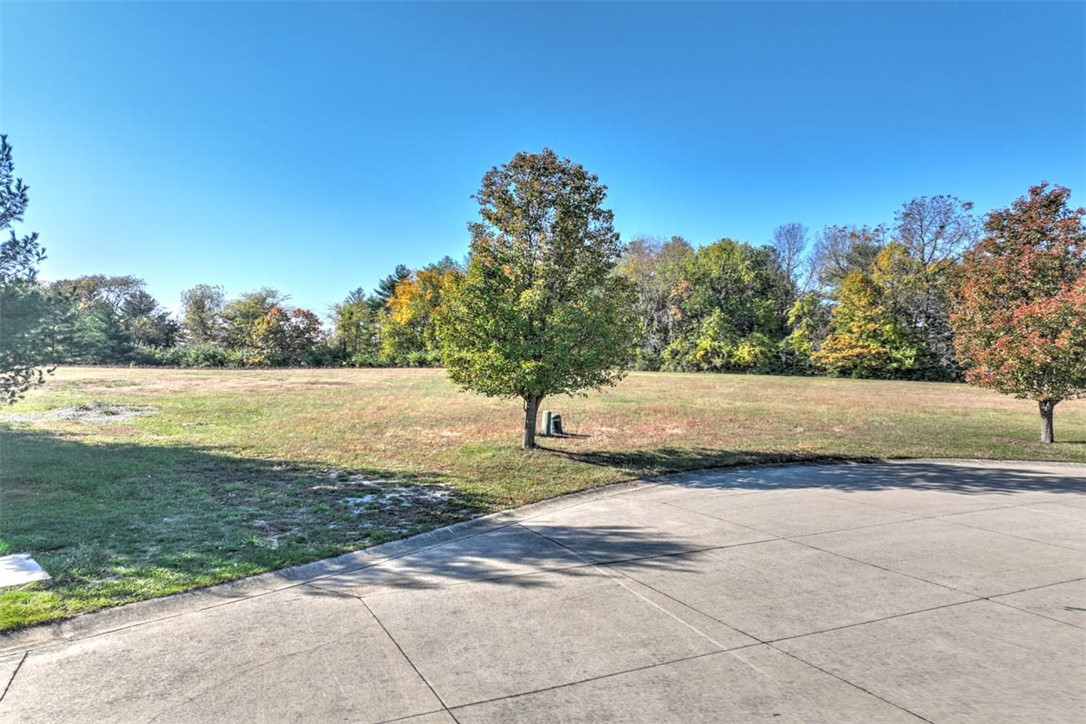 2035 Buckhead Boulevard Decatur, IL 62521 - Photo 13 of 13