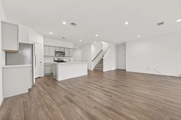 $2,095 | 24721 Majestic Cone Lane, Magnolia, TX 77355