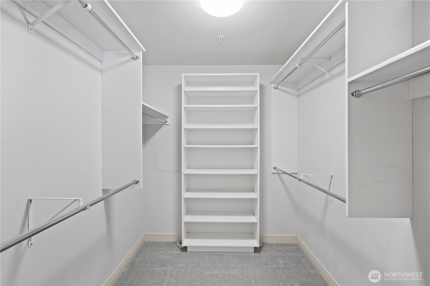 601 West Mercer Place, Unit 401 Seattle, WA 98119 - Photo 15 of 25