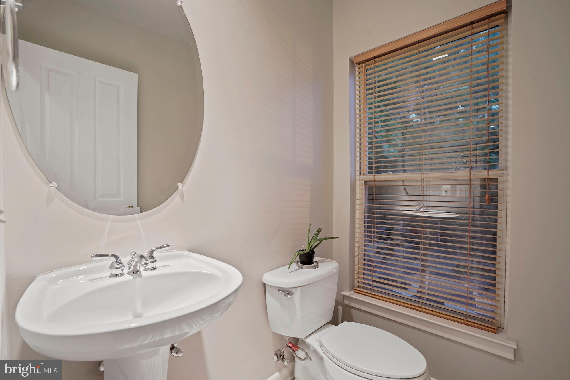1207 V Street Northwest Washington, DC 20009 - Photo 14 of 24 Powder Room
