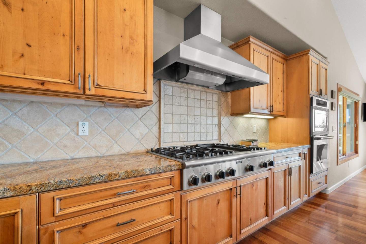 24101 Mountain Charlie Road Los Gatos, CA 95033 - Photo 21 of 67