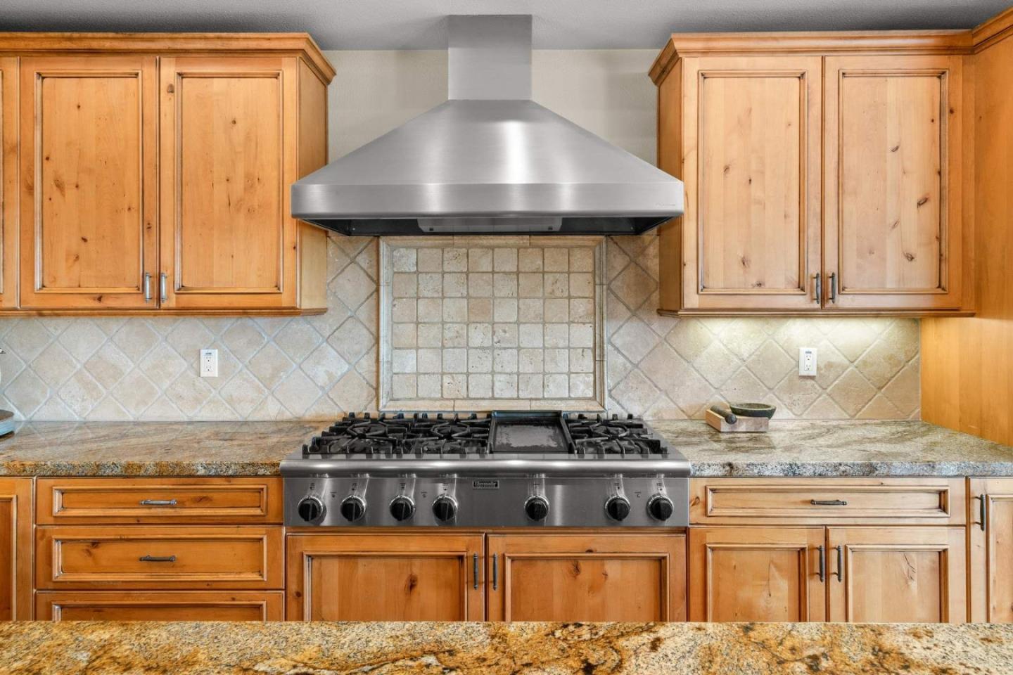 24101 Mountain Charlie Road Los Gatos, CA 95033 - Photo 22 of 67